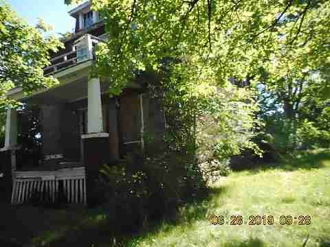 15714 Petosky (6)_m.jpg